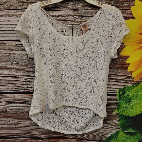 Eyeshadow Lt cream Short Sleeve Top Medium Pre-owned - Picture 1 of 6